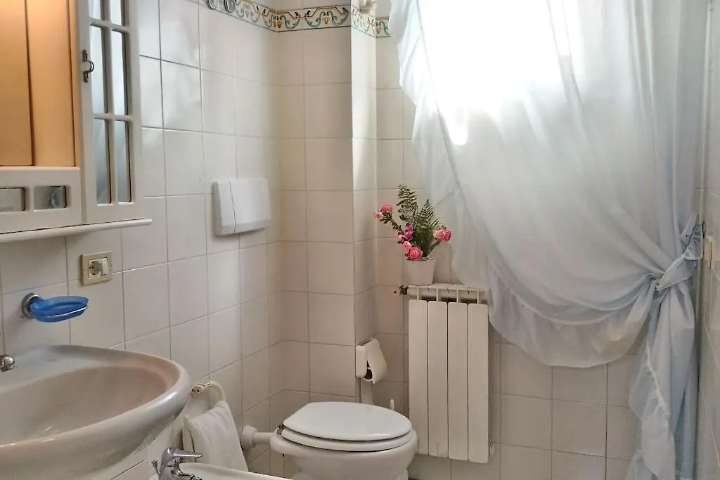 Casa Vacanze Vista Mare Mela B リーパリ 0*,